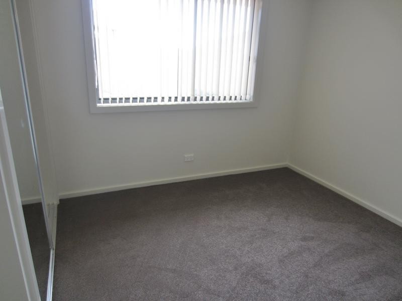 8 Monastery Drive, Goulburn NSW 2580