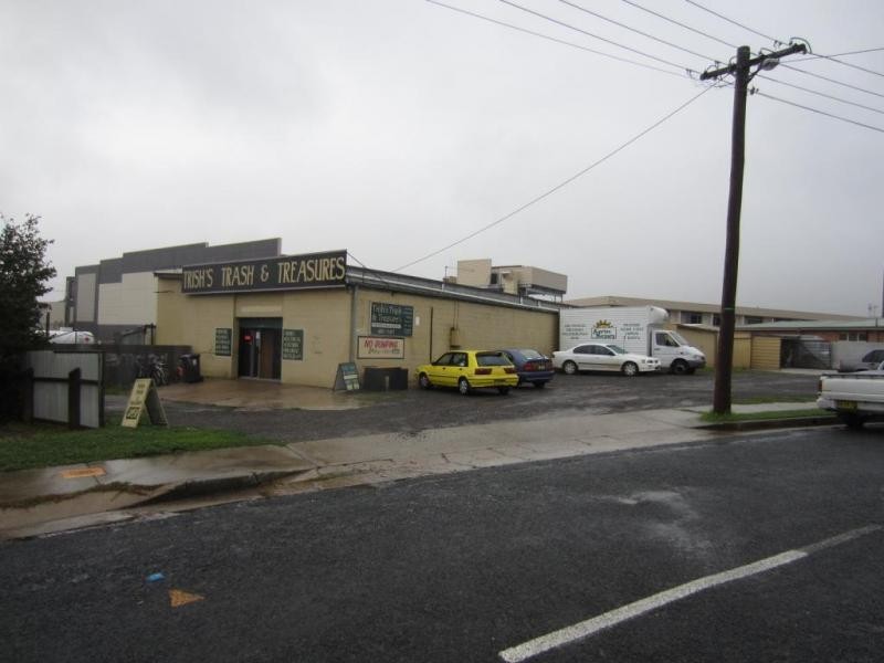 1-3 Fenwick Crescent, Goulburn NSW 2580