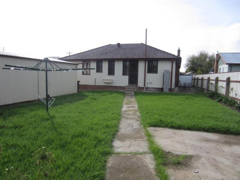 4 Renshaw Street, Goulburn NSW 2580