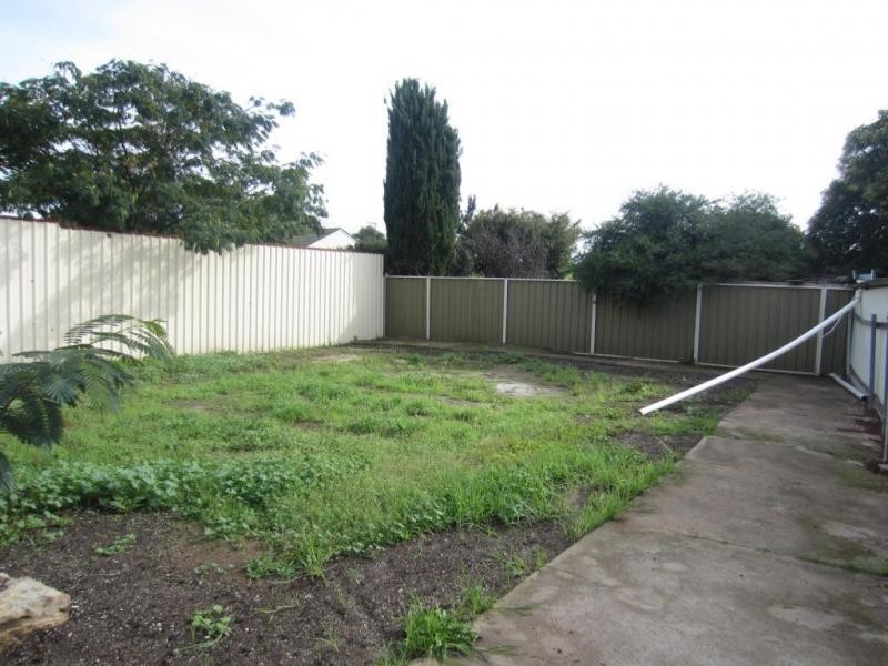 4 Renshaw Street, Goulburn NSW 2580