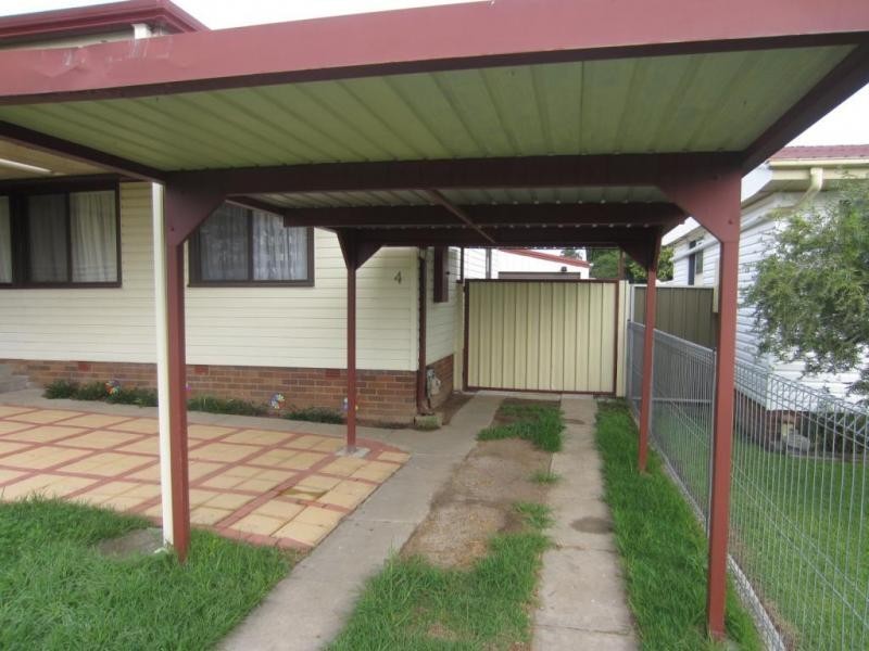 4 Renshaw Street, Goulburn NSW 2580