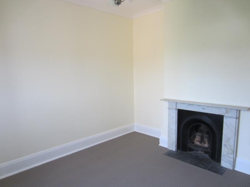 32 Auburn Street, Goulburn NSW 2580