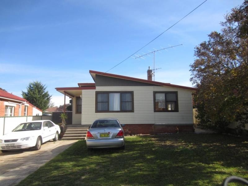 8 Hume Street, Goulburn NSW 2580