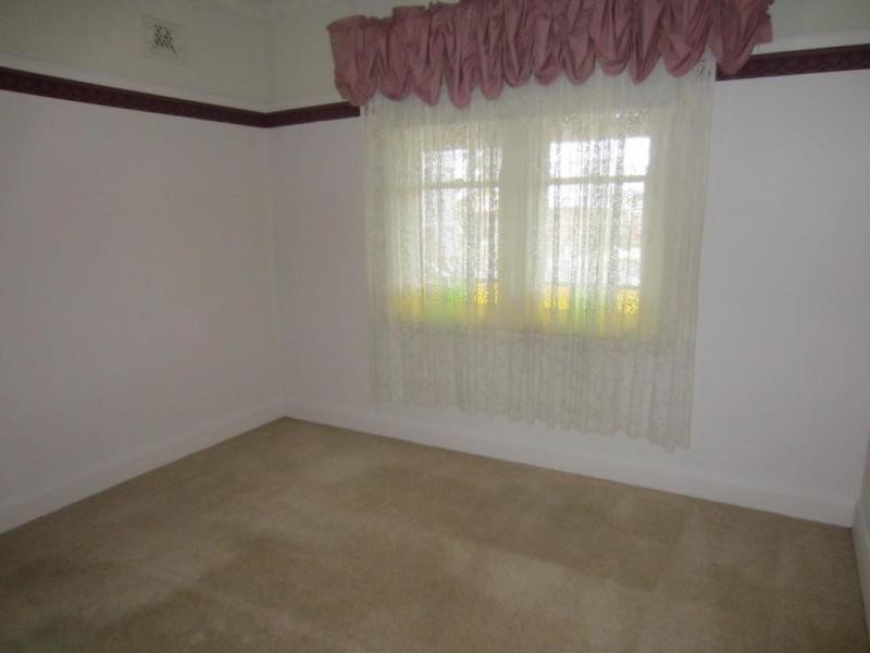 64 Auburn Street, Goulburn NSW 2580