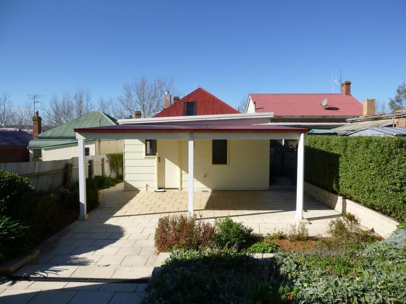 84 Coromandel Street, Goulburn NSW 2580