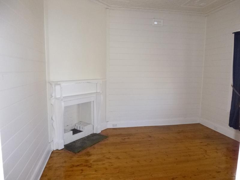 84 Coromandel Street, Goulburn NSW 2580