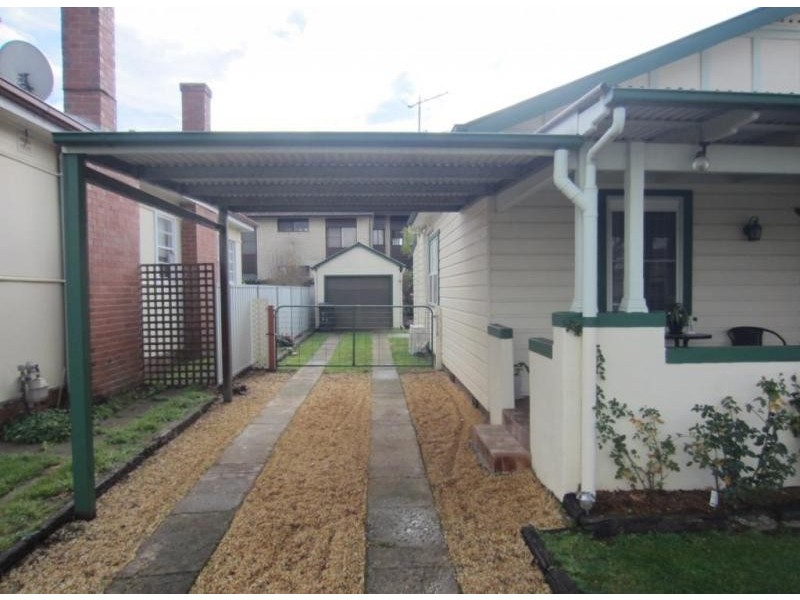 11 Chatsbury Street, Goulburn NSW 2580