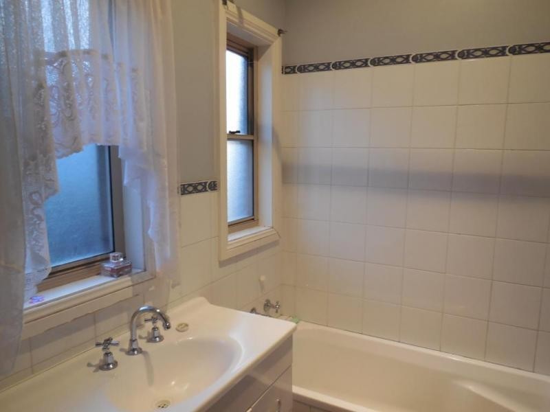 27 Hume Street, Goulburn NSW 2580