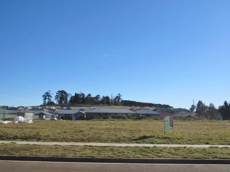 52 & 54 Gourock Avenue, Goulburn NSW 2580