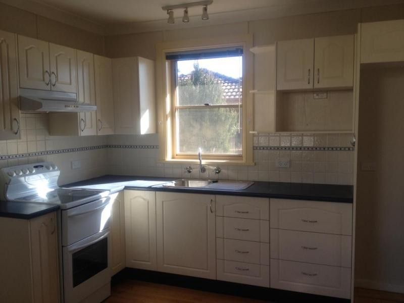 5 Gerathy Street, Goulburn NSW 2580