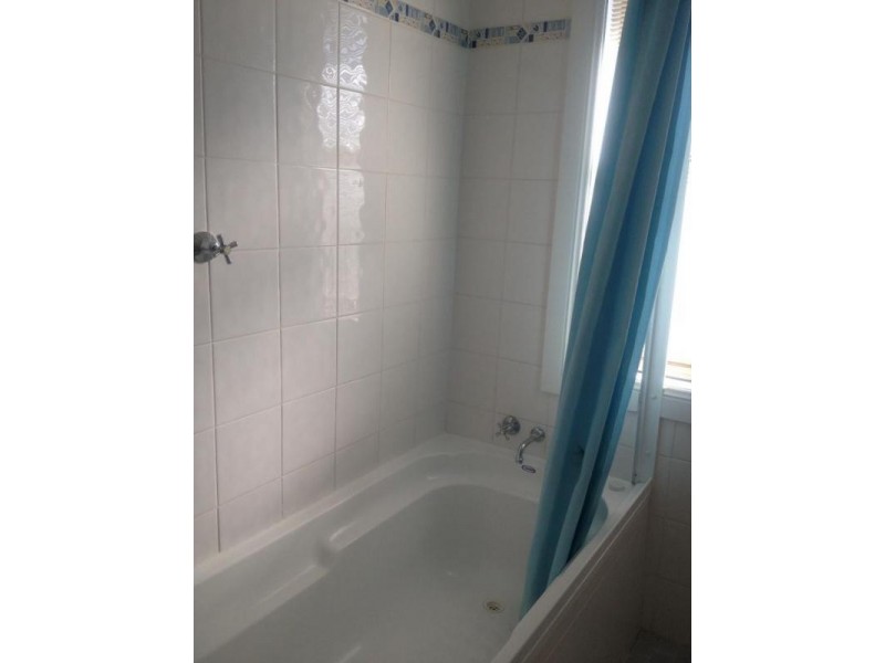 5 Gerathy Street, Goulburn NSW 2580