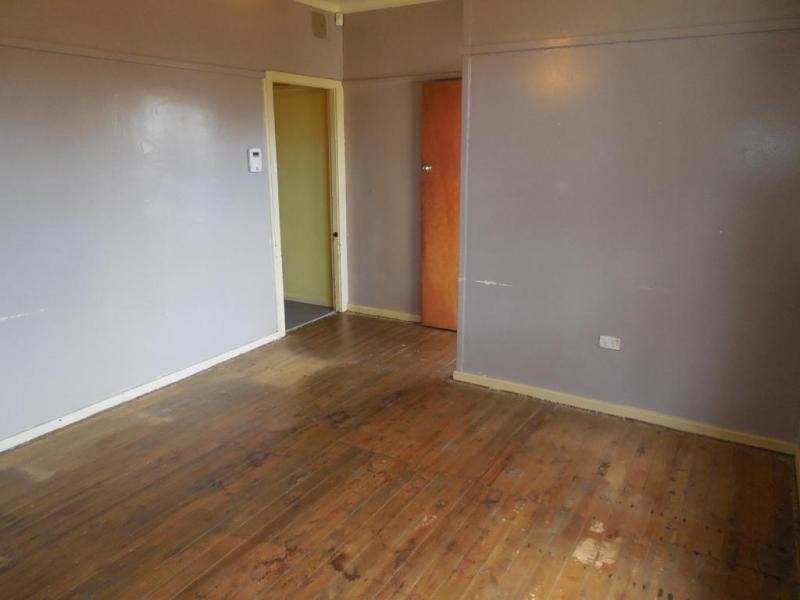 2 Jubilee Avenue, Goulburn NSW 2580