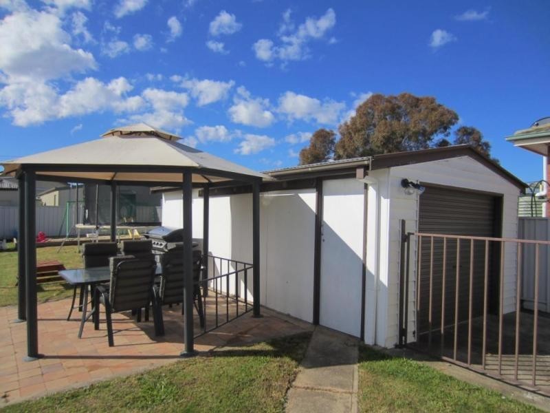 51 Hoskins Street, Goulburn NSW 2580