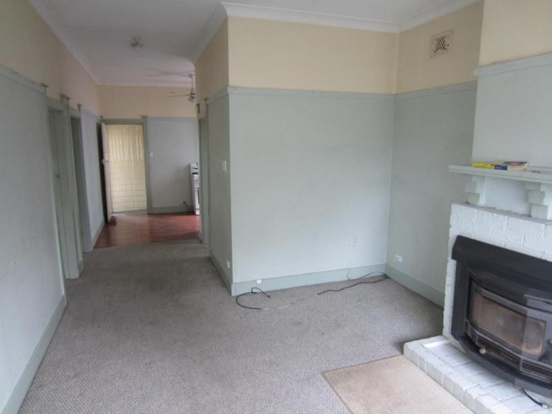 4 Mundy Street, Goulburn NSW 2580