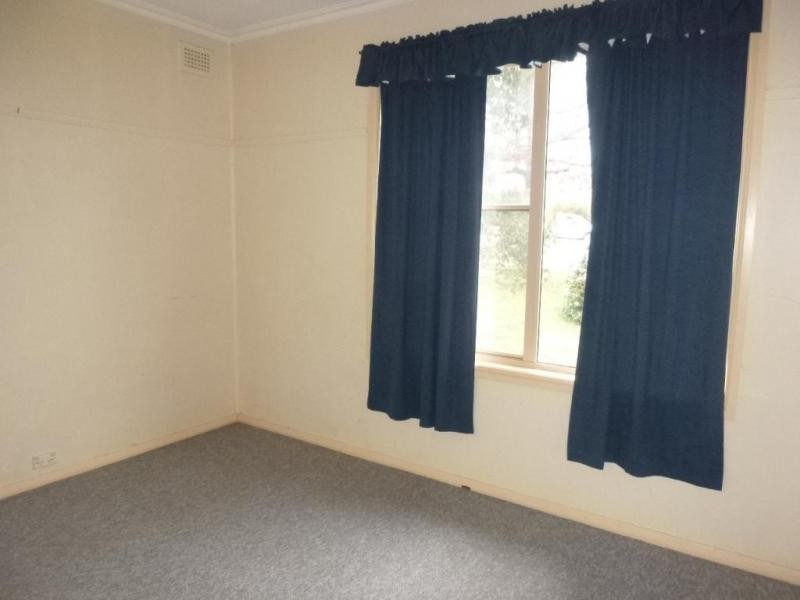 27 Hume Street, Goulburn NSW 2580