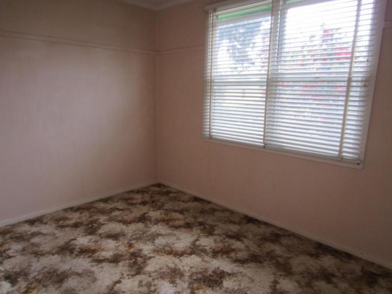 21 Darcy Crescent, Goulburn NSW 2580