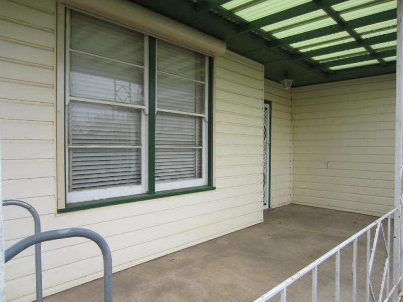 21 Darcy Crescent, Goulburn NSW 2580