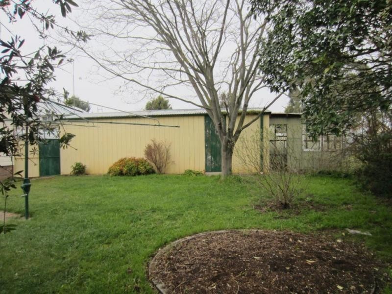21 Darcy Crescent, Goulburn NSW 2580