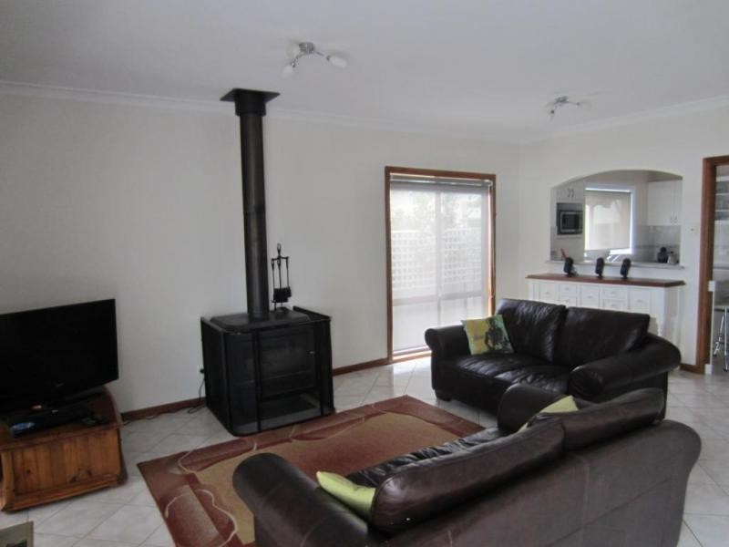 79 Queen Street, Goulburn NSW 2580