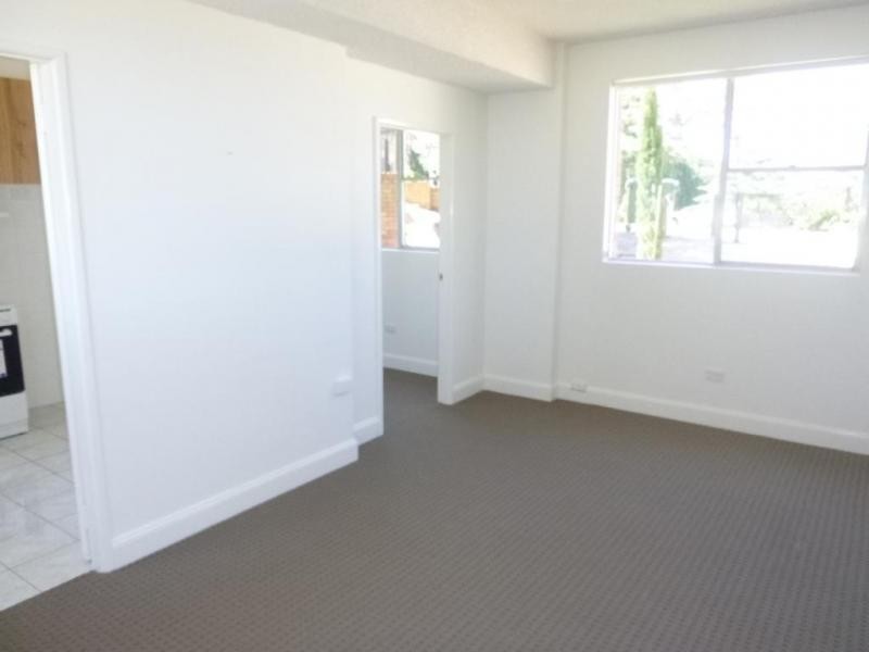 2/8 Ben Street, Goulburn NSW 2580