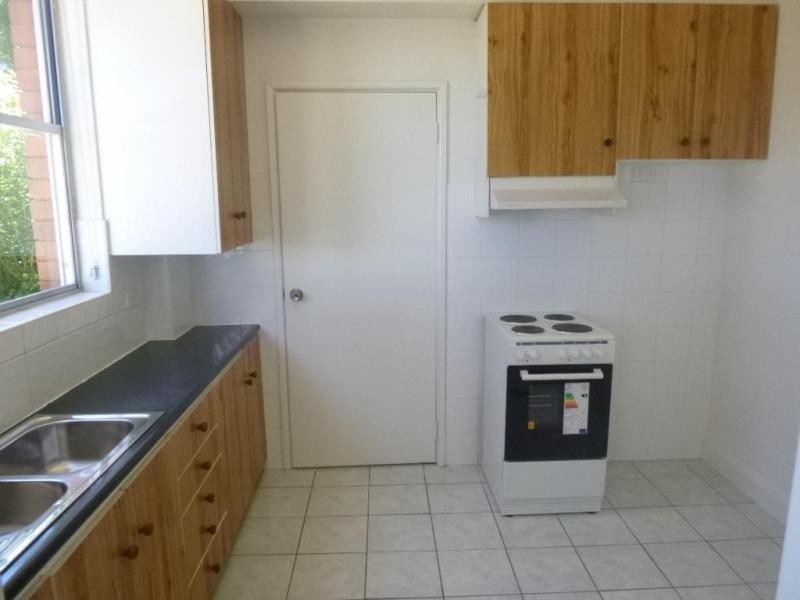 2/8 Ben Street, Goulburn NSW 2580