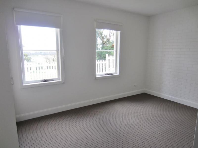 10/8 Ben Street, Goulburn NSW 2580