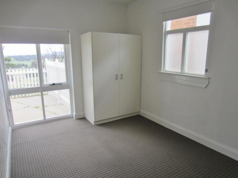 10/8 Ben Street, Goulburn NSW 2580