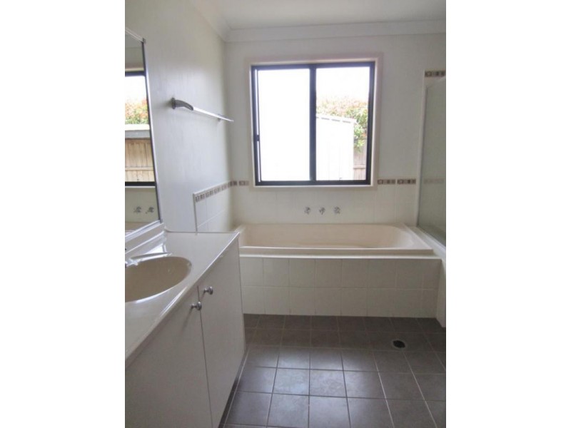 11 Cahill Place, Goulburn NSW 2580