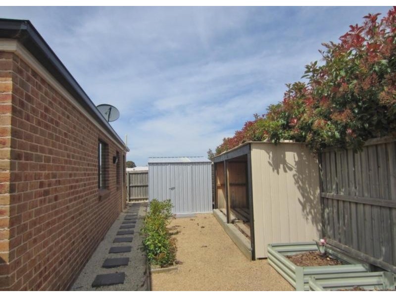 11 Cahill Place, Goulburn NSW 2580