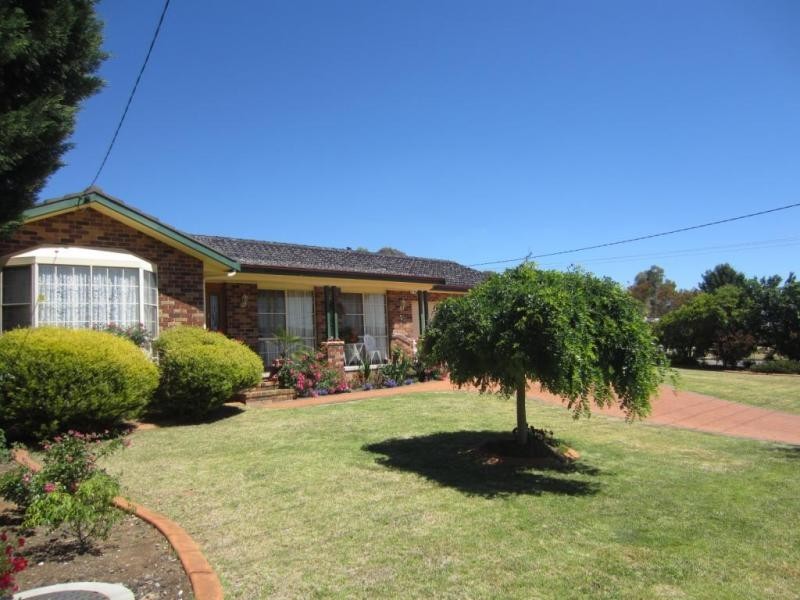 70 Dalley Street, Goulburn NSW 2580