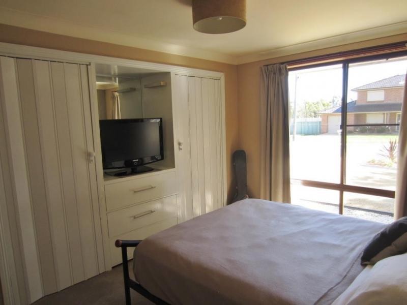 21 Rex Street, Goulburn NSW 2580