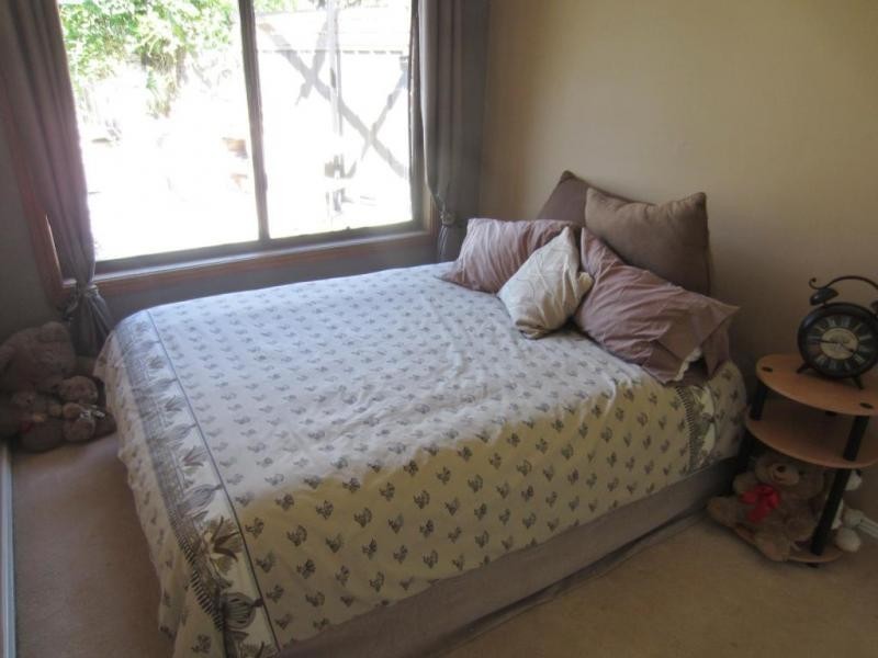 21 Rex Street, Goulburn NSW 2580