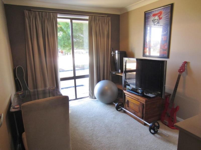 21 Rex Street, Goulburn NSW 2580