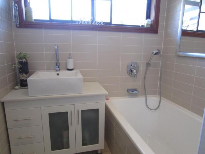 21 Rex Street, Goulburn NSW 2580