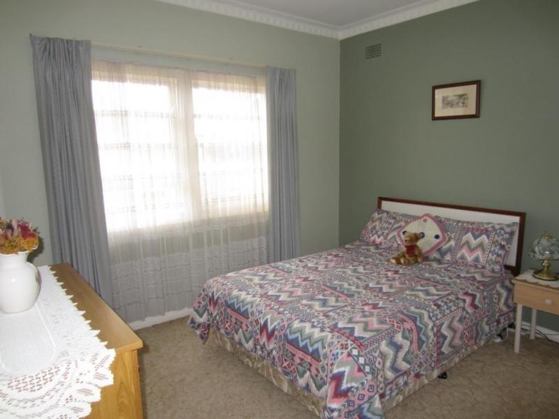 18a Park Street, Goulburn NSW 2580