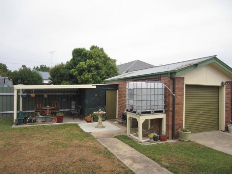18a Park Street, Goulburn NSW 2580