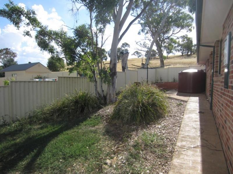 16 Ivy Lea Place, Goulburn NSW 2580