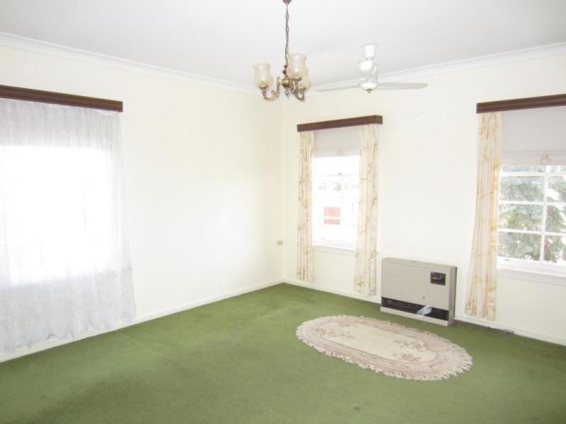 18-20 Godfrey Street, Goulburn NSW 2580