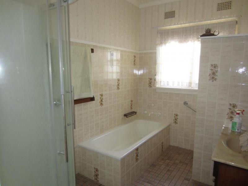 18-20 Godfrey Street, Goulburn NSW 2580