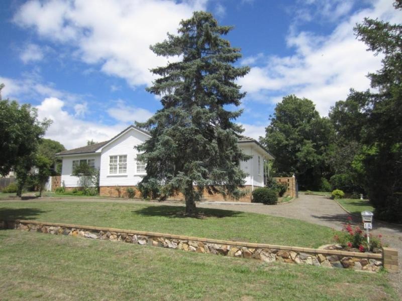 18-20 Godfrey Street, Goulburn NSW 2580