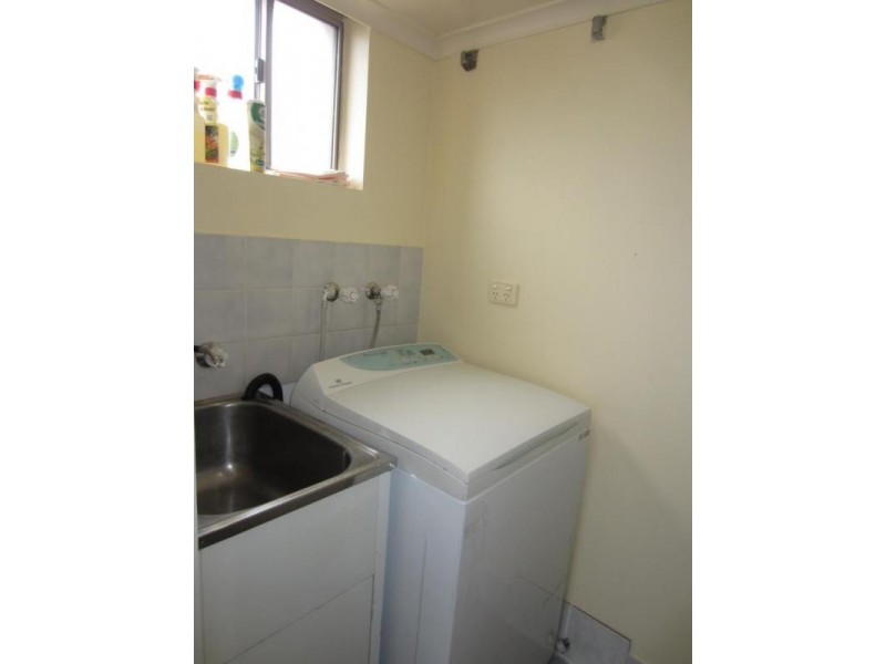 3/33 Ottiwell Street, Goulburn NSW 2580