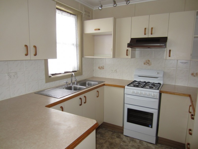 31 Robinson Street, Goulburn NSW 2580