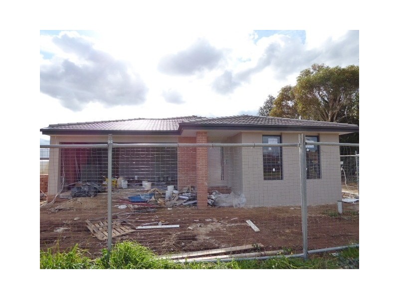 48 Gourock Avenue, Goulburn NSW 2580