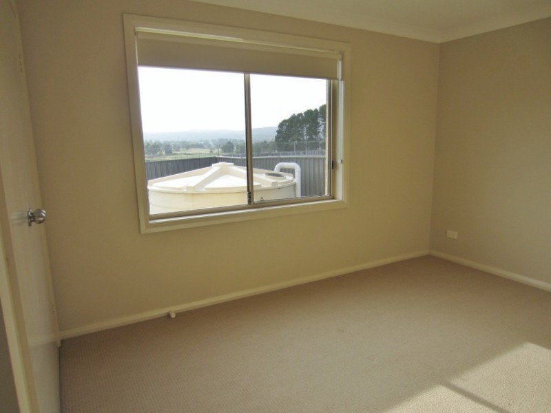 41 McGuire Drive, Goulburn NSW 2580