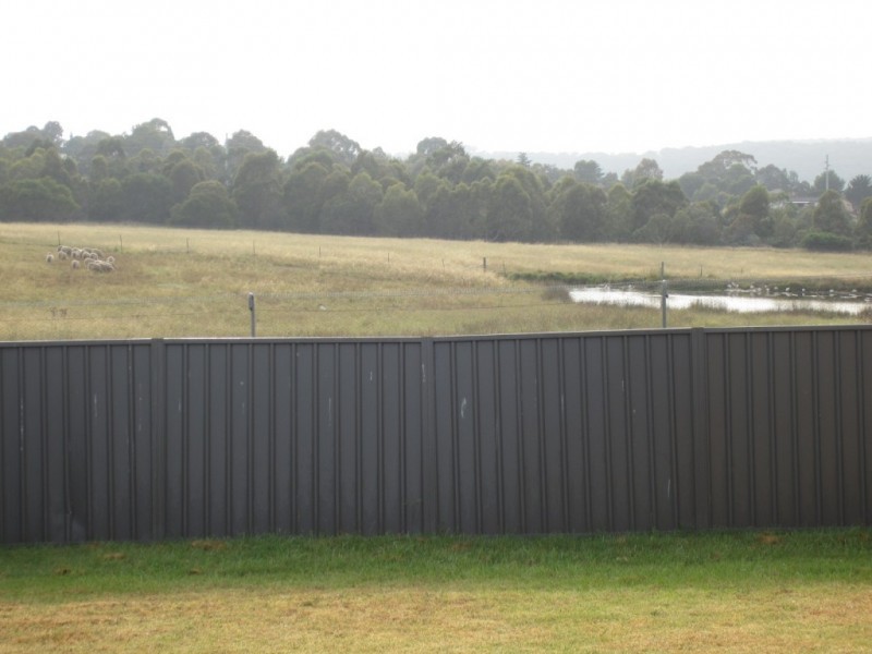 41 McGuire Drive, Goulburn NSW 2580