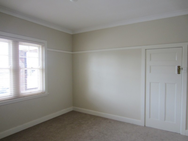 108 Sloane Street, Goulburn NSW 2580