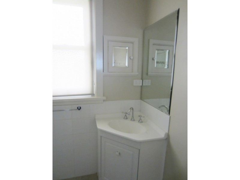 108 Sloane Street, Goulburn NSW 2580