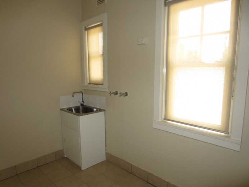 108 Sloane Street, Goulburn NSW 2580