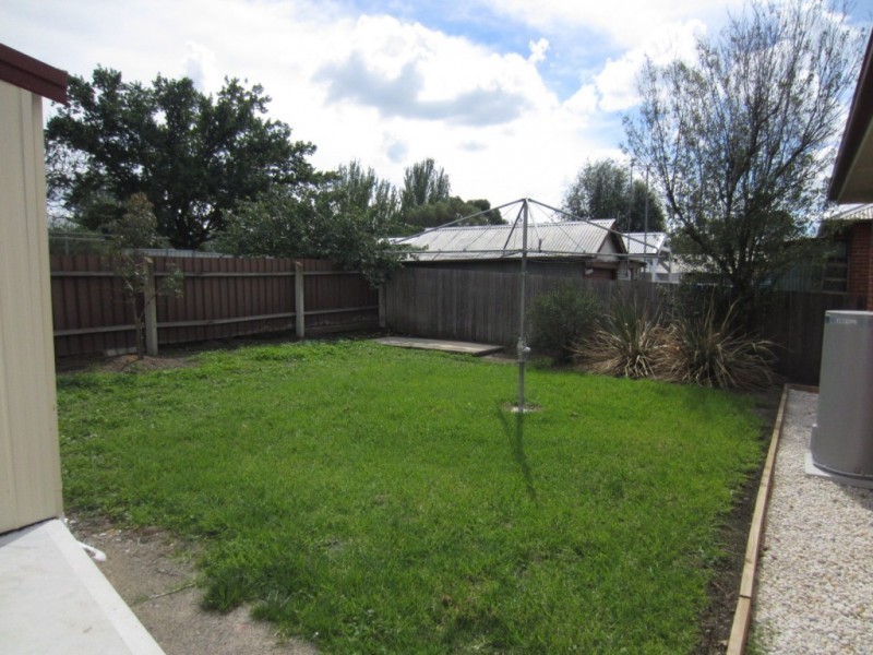 108 Sloane Street, Goulburn NSW 2580