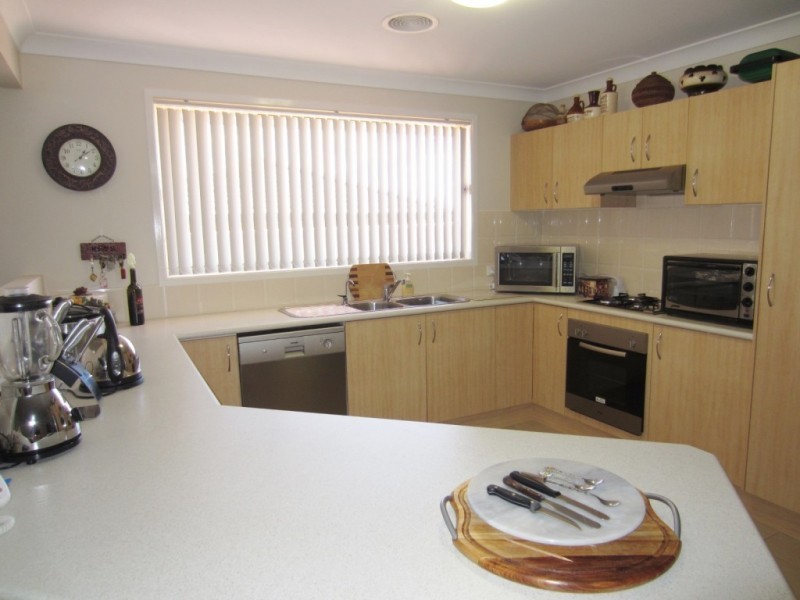 7 Wright Place, Goulburn NSW 2580